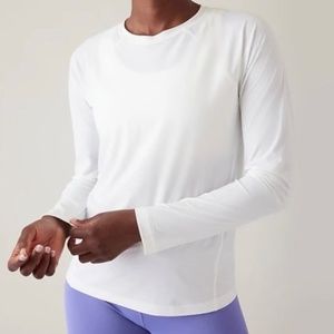 Athleta Ultimate Train Long Sleeve Top XL  White